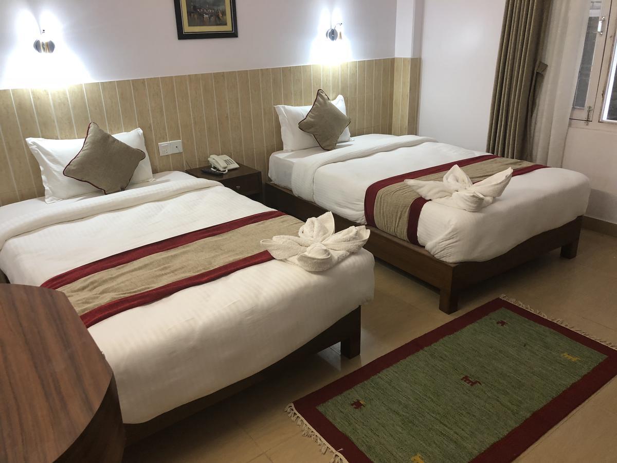 Hotel Guru Pokhara Extérieur photo