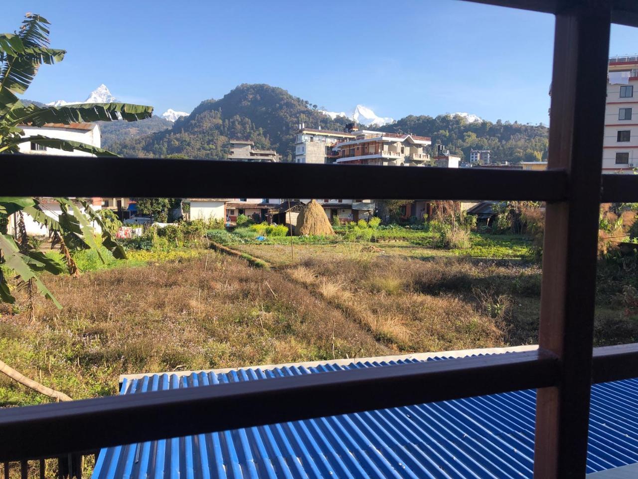 Hotel Guru Pokhara Extérieur photo