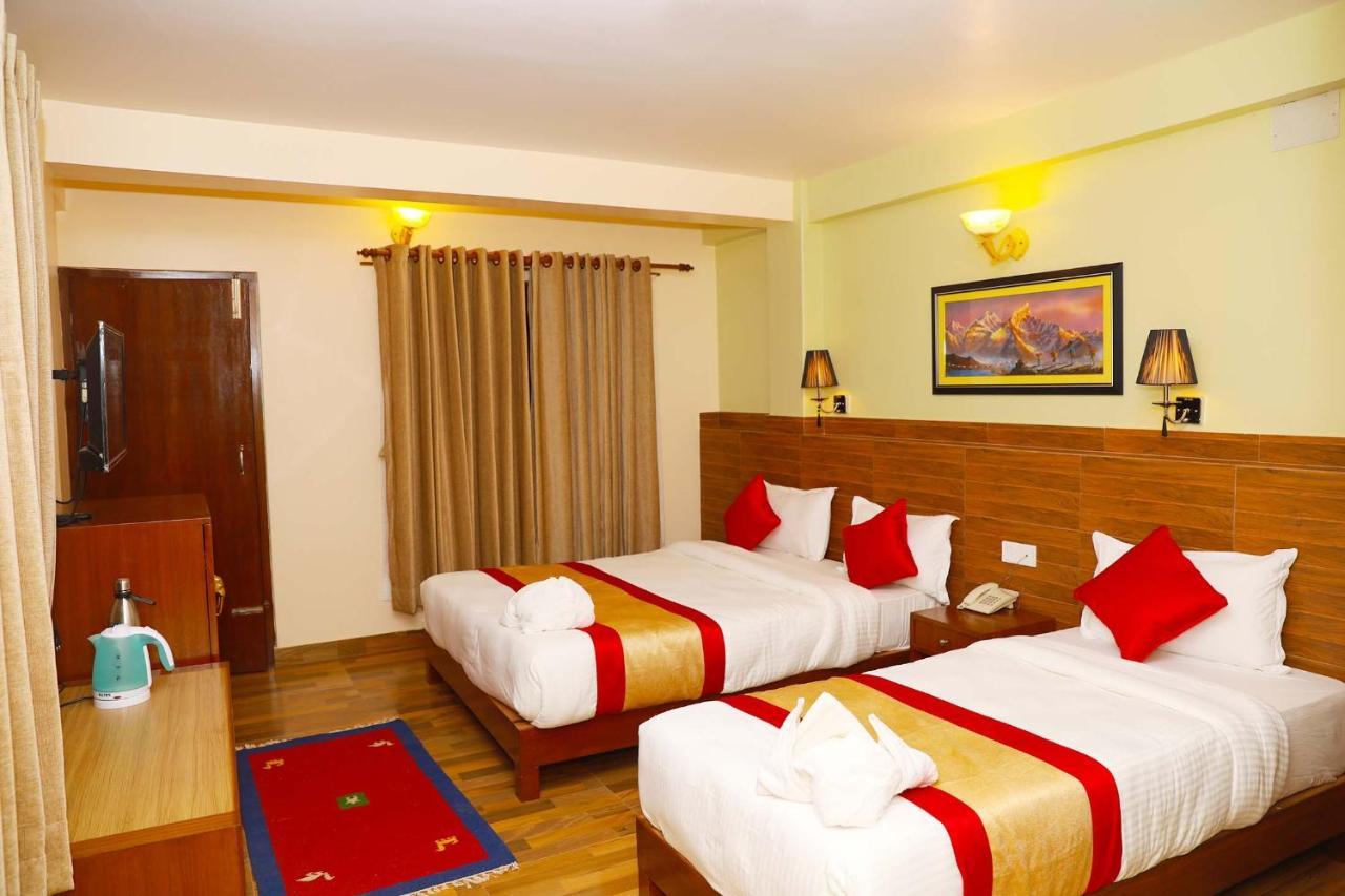 Hotel Guru Pokhara Extérieur photo
