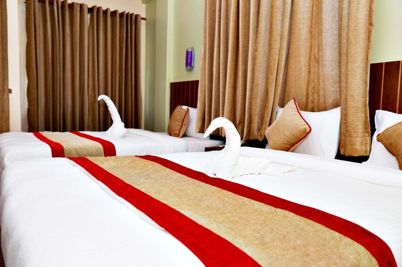 Hotel Guru Pokhara Extérieur photo