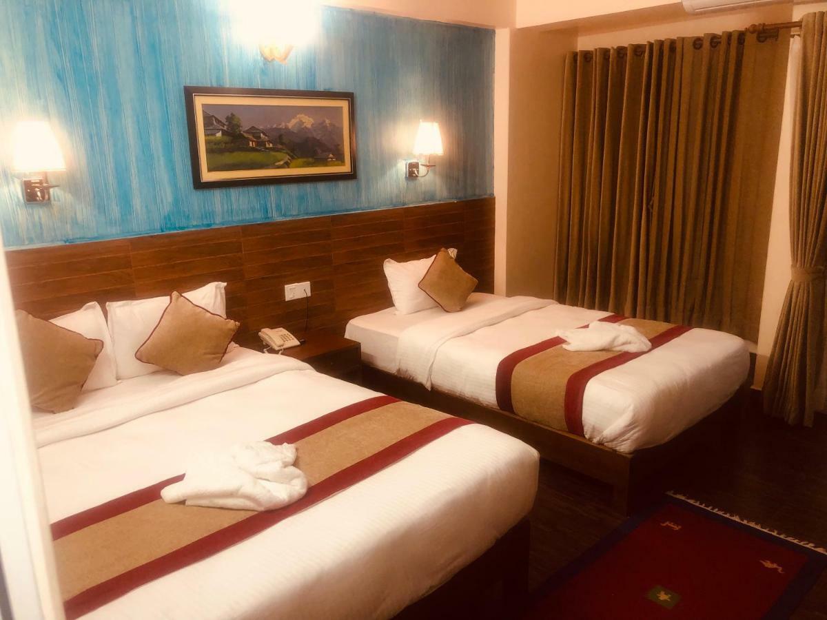 Hotel Guru Pokhara Extérieur photo