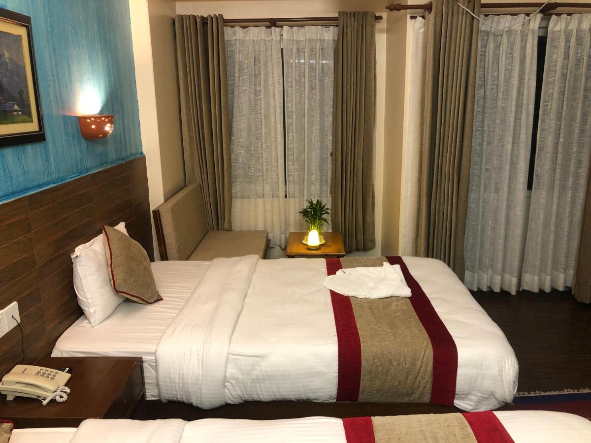 Hotel Guru Pokhara Extérieur photo